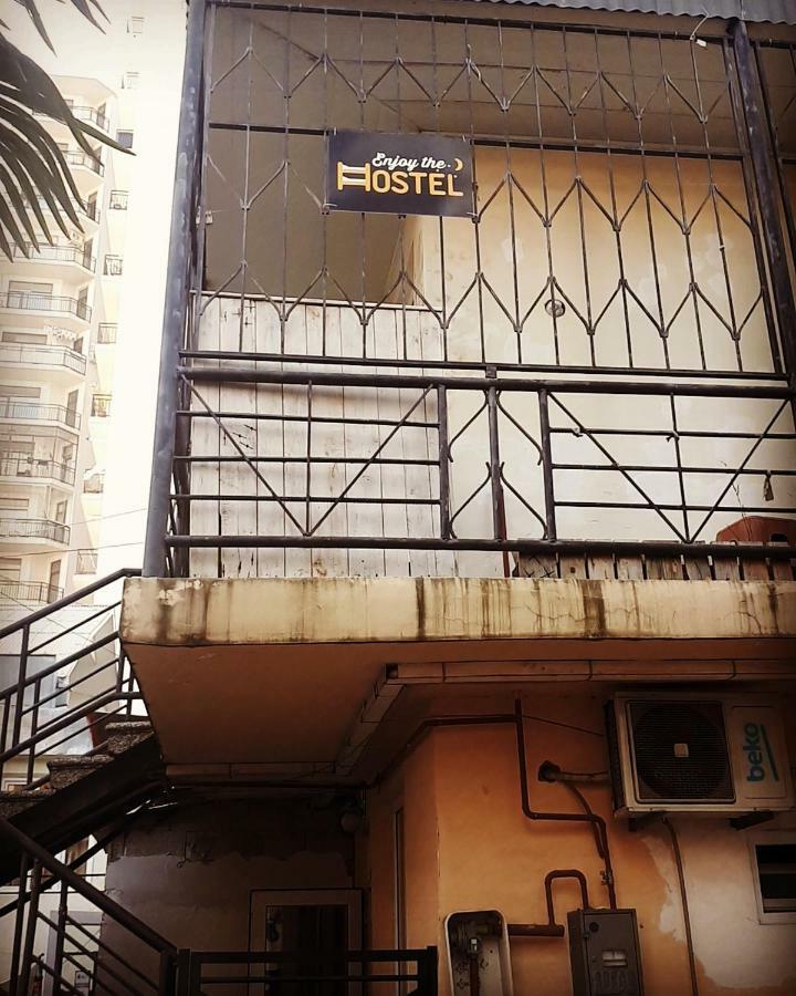 Enjoy The Hostel Batoumi Extérieur photo